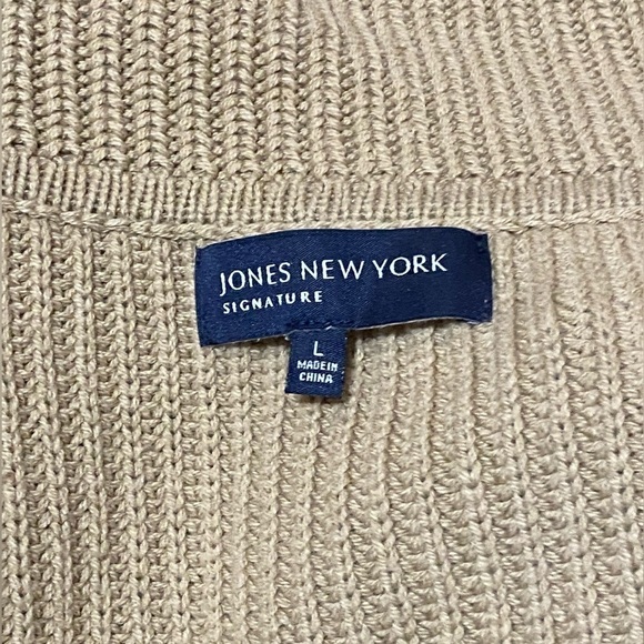 NEW York tan color Cardigan - Picture 4 of 4